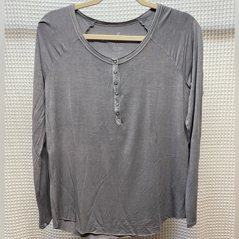 SOFT AND SEXY AE HENLEY SHIRT